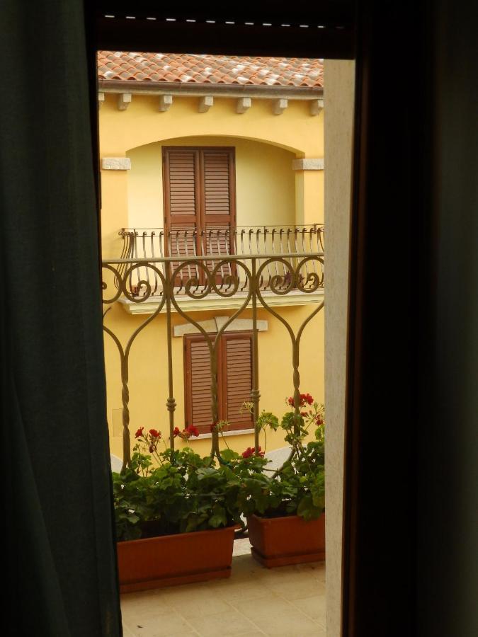 Sa Chessa B&B Ploaghe Bagian luar foto