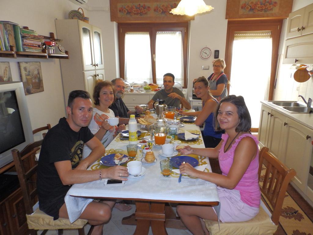 Sa Chessa B&B Ploaghe Bagian luar foto