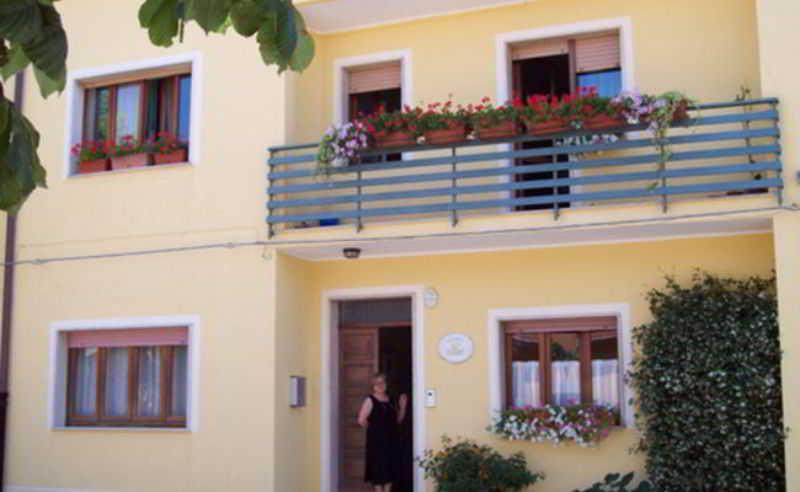 Sa Chessa B&B Ploaghe Bagian luar foto
